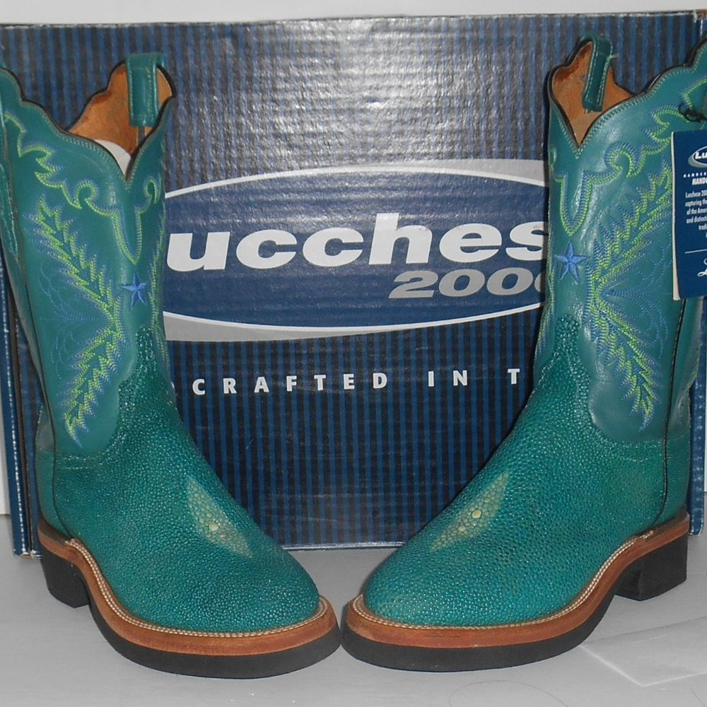 7.5 B Lucchese 2000 Lone Star Turquoise Stingray